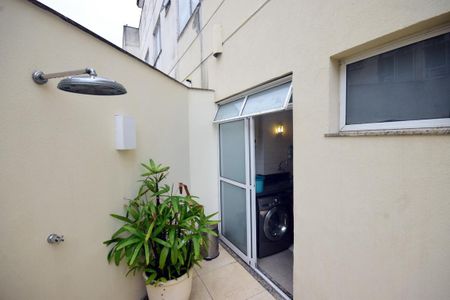 Apartamento à venda com 179m², 2 quartos e 2 vagasÁrea Externa