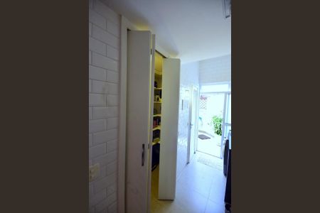 Apartamento à venda com 179m², 2 quartos e 2 vagasDespensa