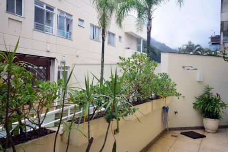 Apartamento à venda com 179m², 2 quartos e 2 vagasÁrea Externa