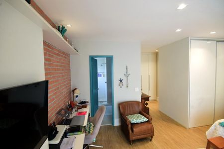 Apartamento à venda com 179m², 2 quartos e 2 vagasSuíte