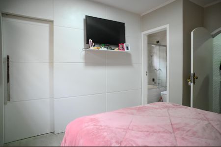 Casa à venda com 450m², 4 quartos e 4 vagas Casa à venda com 450m², 4 quartos e 4 vagasSuite 2