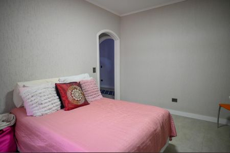 Casa à venda com 450m², 4 quartos e 4 vagas Casa à venda com 450m², 4 quartos e 4 vagasSuite 1