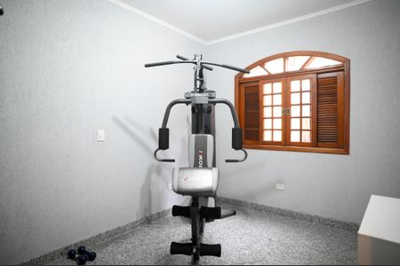 Casa à venda com 450m², 4 quartos e 4 vagas Casa à venda com 450m², 4 quartos e 4 vagasQuarto 1 - Academia