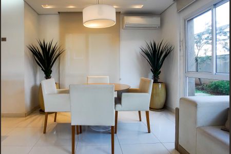 Apartamento à venda com 72m², 3 quartos e 1 vagaÁrea comum - Salão de festas