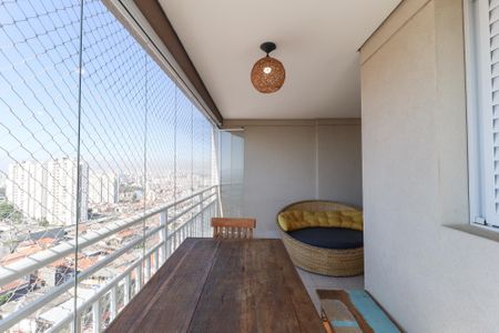 Apartamento à venda com 72m², 3 quartos e 1 vagaVaranda