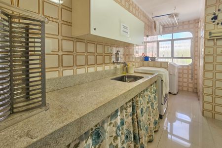 Apartamento para alugar com 70m², 2 quartos e 1 vagaCozinha