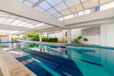 Apartamento à venda com 70m², 2 quartos e 1 vagaÁrea comum - Piscina