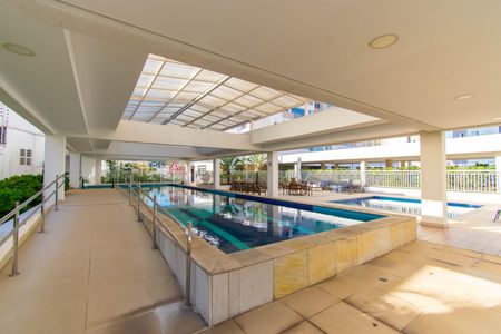 Apartamento à venda com 70m², 2 quartos e 1 vagaÁrea comum - Piscina