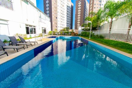 Apartamento à venda com 70m², 2 quartos e 1 vagaÁrea comum - Piscina