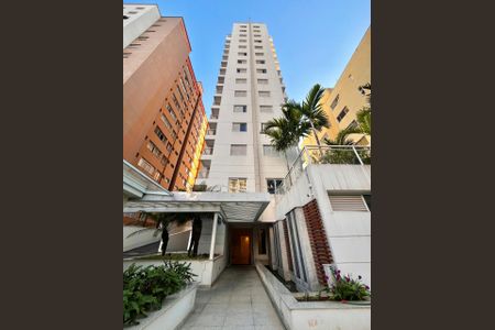 Apartamento à venda com 39m², 1 quarto e 1 vaga Apartamento à venda com 39m², 1 quarto e 1 vagaFachada do Prédio