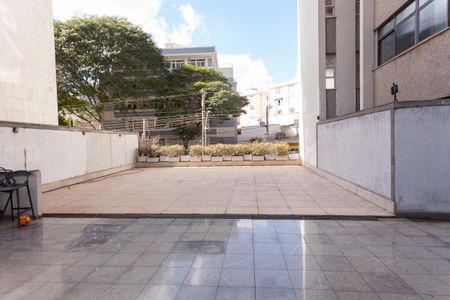 Apartamento à venda com 330m², 3 quartos e 2 vagas Apartamento à venda com 330m², 3 quartos e 2 vagasÁrea comum