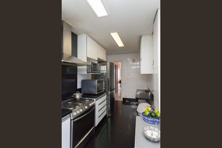 Apartamento à venda com 330m², 3 quartos e 2 vagas Apartamento à venda com 330m², 3 quartos e 2 vagasCozinha