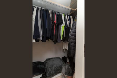 Apartamento à venda com 330m², 3 quartos e 2 vagas Apartamento à venda com 330m², 3 quartos e 2 vagasCloset da suíte