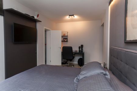 Apartamento à venda com 330m², 3 quartos e 2 vagas Apartamento à venda com 330m², 3 quartos e 2 vagasSuíte