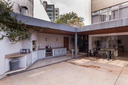 Apartamento à venda com 330m², 3 quartos e 2 vagas Apartamento à venda com 330m², 3 quartos e 2 vagasÁrea comum