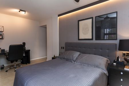 Apartamento à venda com 330m², 3 quartos e 2 vagas Apartamento à venda com 330m², 3 quartos e 2 vagasSuíte