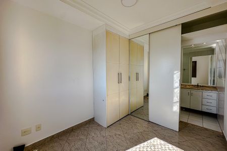 Apartamento para alugar com 114m², 2 quartos e 2 vagasQuarto 2 - Suíte