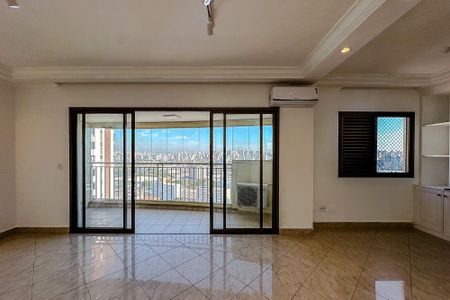 Apartamento para alugar com 114m², 2 quartos e 2 vagasSala