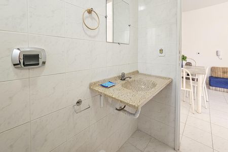 Apartamento para alugar com 47m², 1 quarto e 1 vaga Apartamento para alugar com 47m², 1 quarto e 1 vagaBanheiro Social