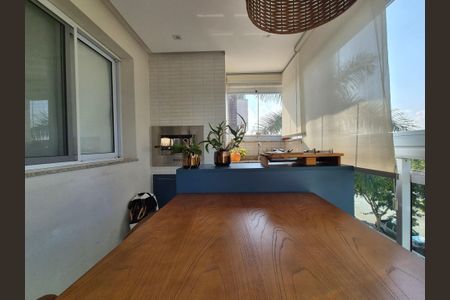 Apartamento à venda com 86m², 2 quartos e 1 vagaVaranda