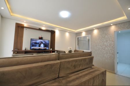 Casa de condomínio para alugar com 115m², 3 quartos e 2 vagasSala