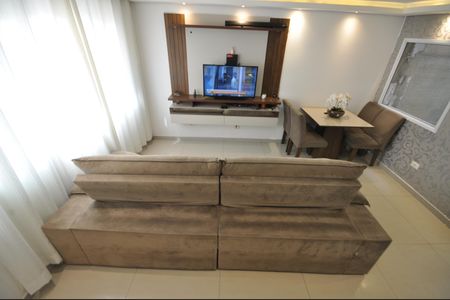 Casa de condomínio para alugar com 115m², 3 quartos e 2 vagasSala