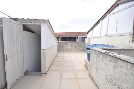 Casa de condomínio para alugar com 115m², 3 quartos e 2 vagasTerraço