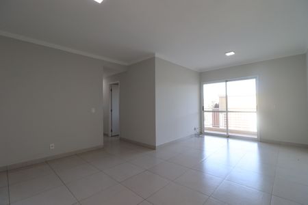 Apartamento para alugar com 101m², 4 quartos e 2 vagasSala