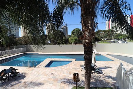 Apartamento para alugar com 101m², 4 quartos e 2 vagasÁrea comum - Piscina