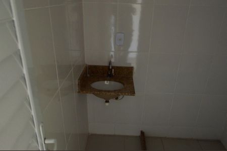 Apartamento para alugar com 53m², 2 quartos e sem vagaBanheiro