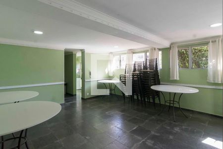 Apartamento à venda com 74m², 2 quartos e 1 vagaÁrea comum - Salão de festas