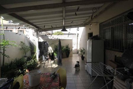 Casa à venda com 433m², 4 quartos e 1 vagaÁrea de Serviço