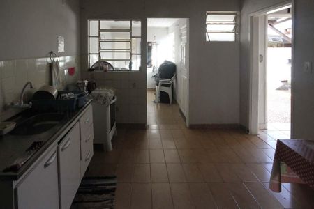 Casa à venda com 433m², 4 quartos e 1 vagaCasa  2- Cozinha