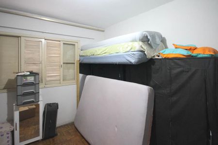 Casa à venda com 433m², 4 quartos e 1 vagaQuarto