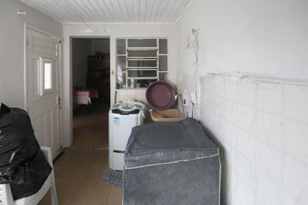 Casa à venda com 433m², 4 quartos e 1 vagaCasa  2- Área de Serviço