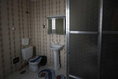 Casa à venda com 433m², 4 quartos e 1 vagaBanheiro 02