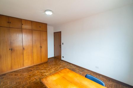 Casa à venda com 180m², 3 quartos e 4 vagasQuarto 2