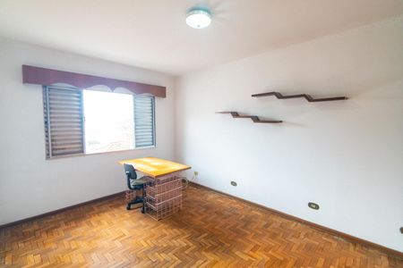 Casa à venda com 180m², 3 quartos e 4 vagasQuarto 2