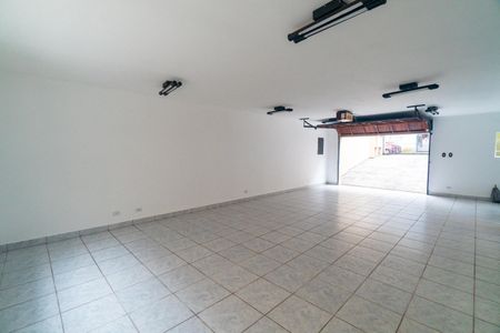 Casa à venda com 180m², 3 quartos e 4 vagasGaragem