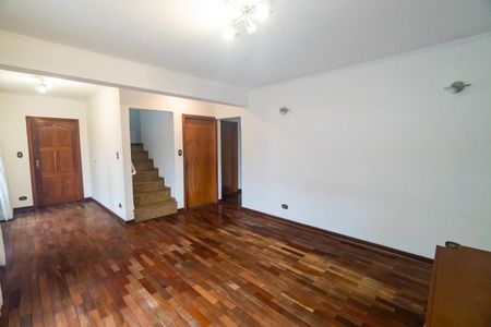 Casa à venda com 180m², 3 quartos e 4 vagasSala