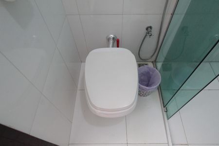 Casa à venda com 447m², 5 quartos e 3 vagasCasa 1 | Banheiro da Suite 2