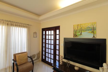 Casa à venda com 447m², 5 quartos e 3 vagasCasa 1 | Sala