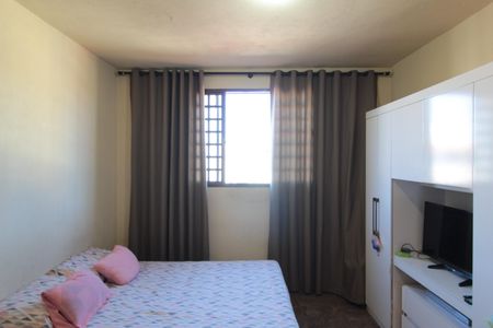 Casa à venda com 447m², 5 quartos e 3 vagasCasa 2 | Quarto 2