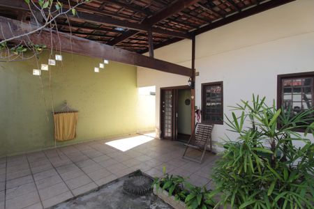 Casa à venda com 447m², 5 quartos e 3 vagasGaragem