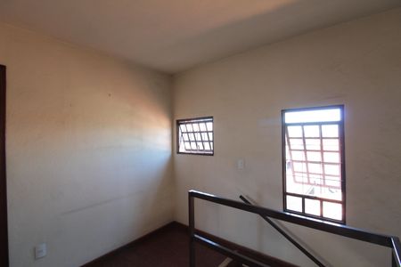 Casa à venda com 447m², 5 quartos e 3 vagasCasa 2 | Hall