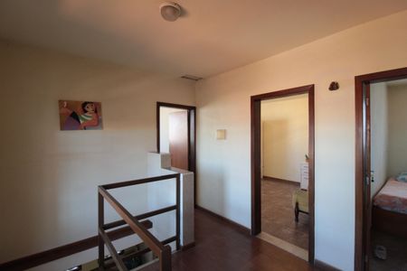 Casa à venda com 447m², 5 quartos e 3 vagasCasa 2 | Hall