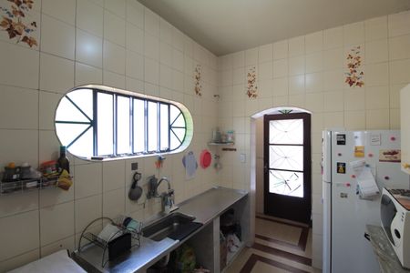 Casa à venda com 447m², 5 quartos e 3 vagasCasa 2 | Cozinha