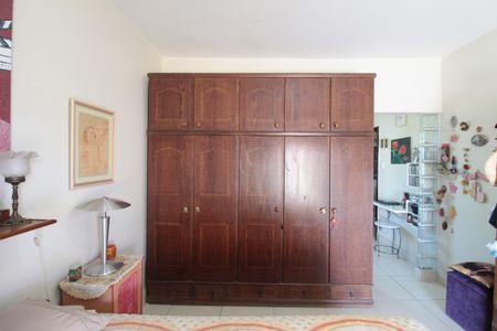 Casa à venda com 447m², 5 quartos e 3 vagasCasa 1 | Suite 1