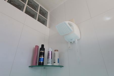 Casa à venda com 447m², 5 quartos e 3 vagasCasa 1 | Banheiro da Suite 1