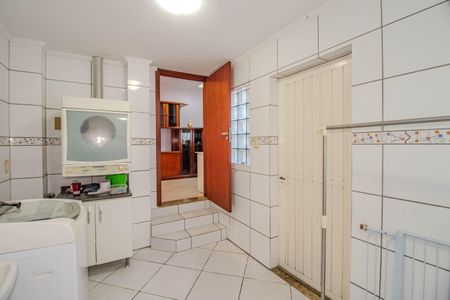 Casa à venda com 173m², 2 quartos e 3 vagas Casa à venda com 173m², 2 quartos e 3 vagasÁrea de Serviço